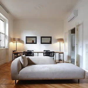 adelaide-elegant-apartments.italymilanhotels.net/